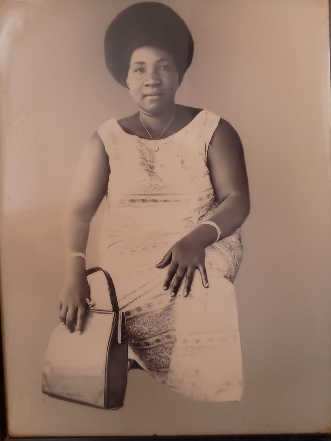  Aunty Aleeenɔ - My Grandmother 