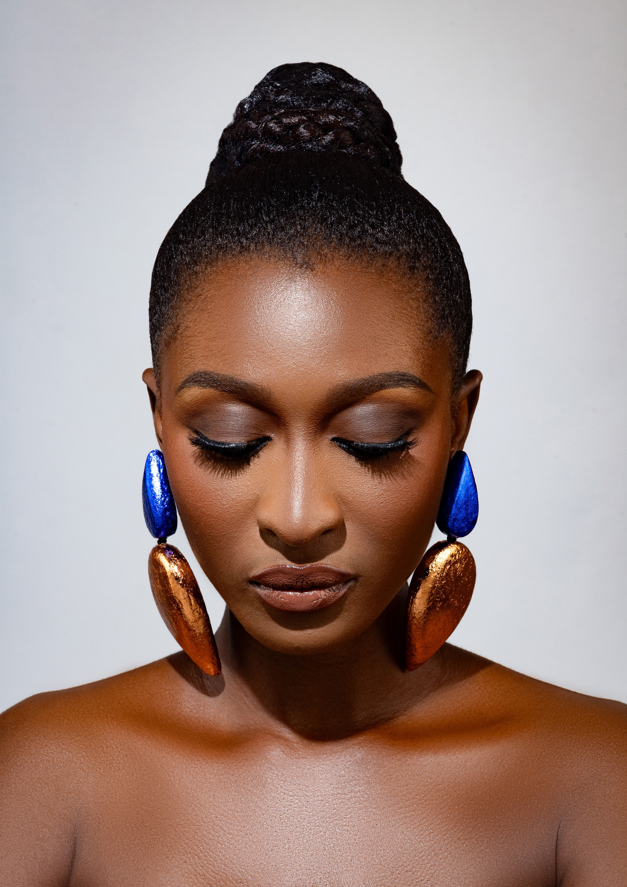 Asor Wura - Blue Rose gold