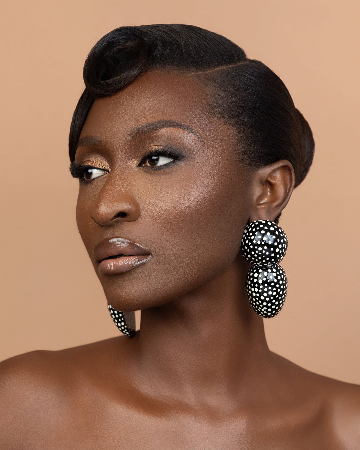 Abena - Black