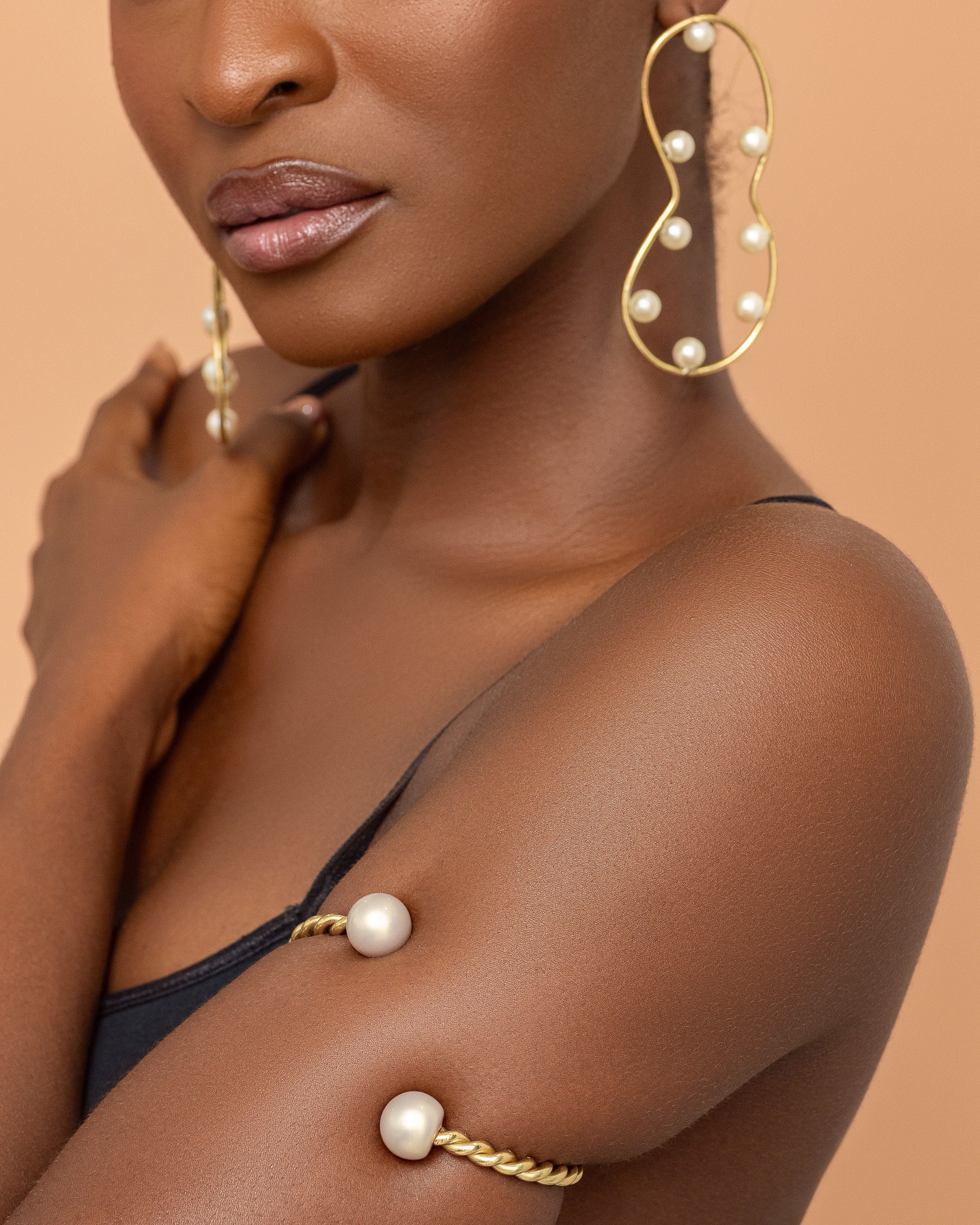 Akuba Bangle – Off White