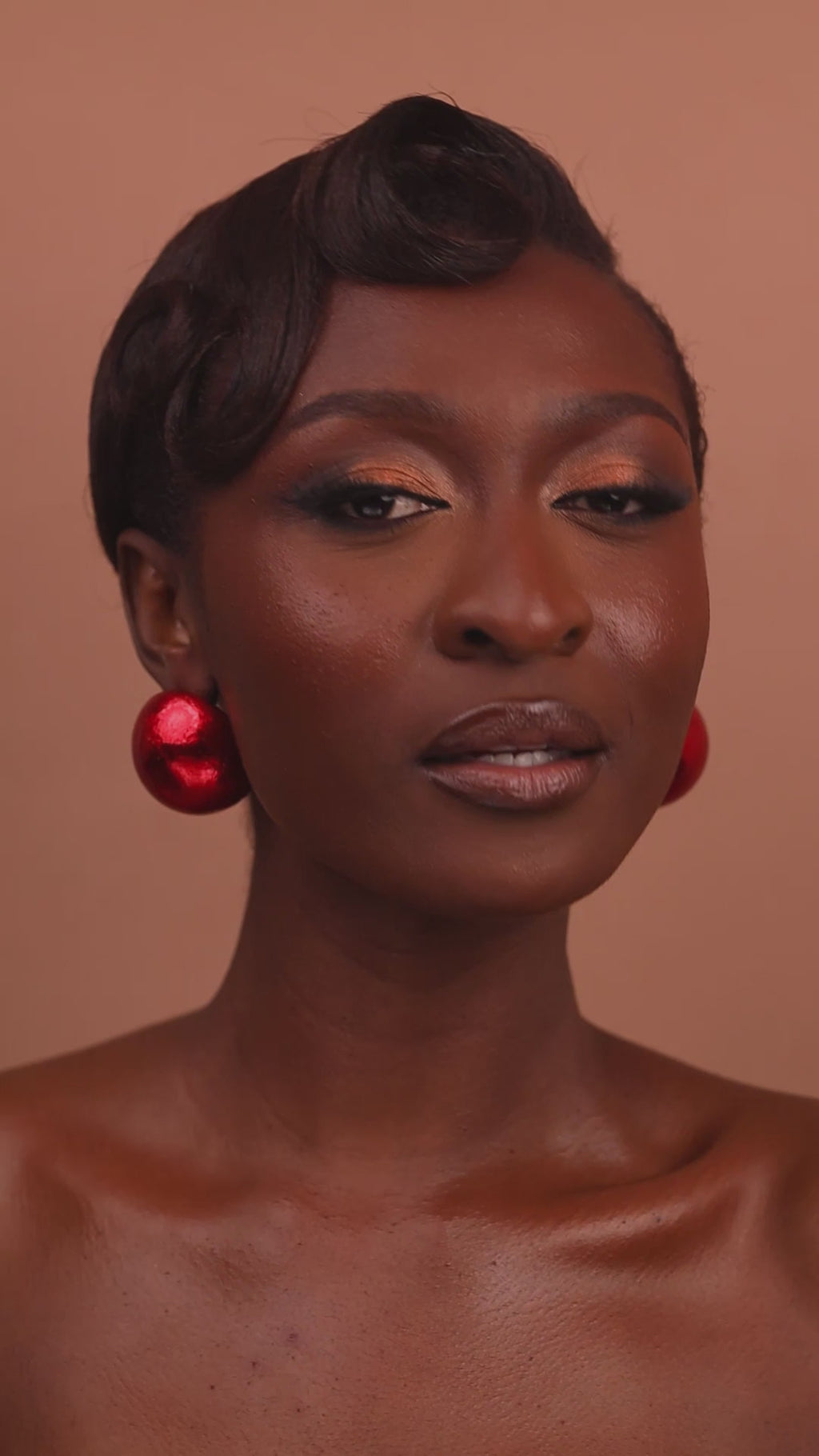 Alma - Red